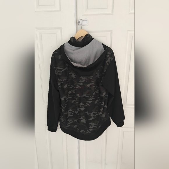 Bylt Elevate Drop Cut Windbreaker - Men's Medium Camo - Picture 3 of 3